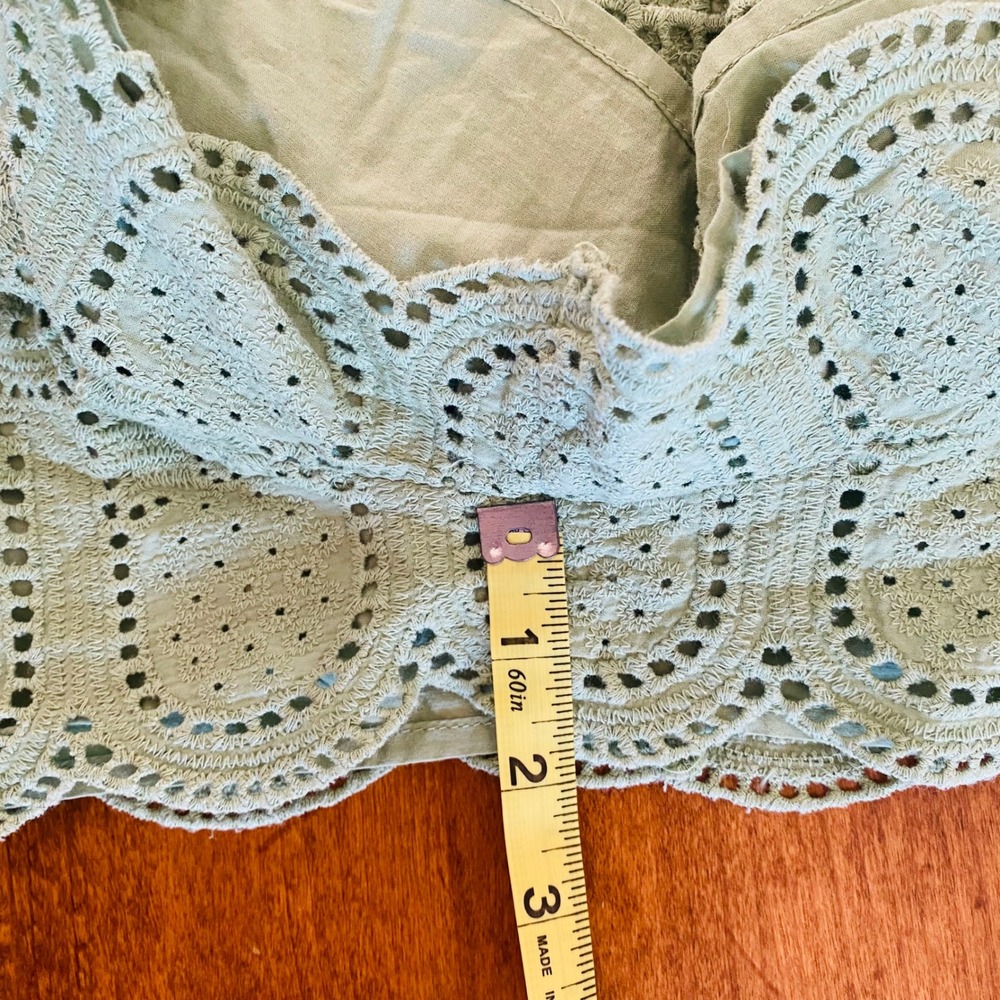 Farm Rio Pineapple Eyelet Shorts Green Drawstring Pockets Scalloped Hem L EUC - Picture 12 of 14